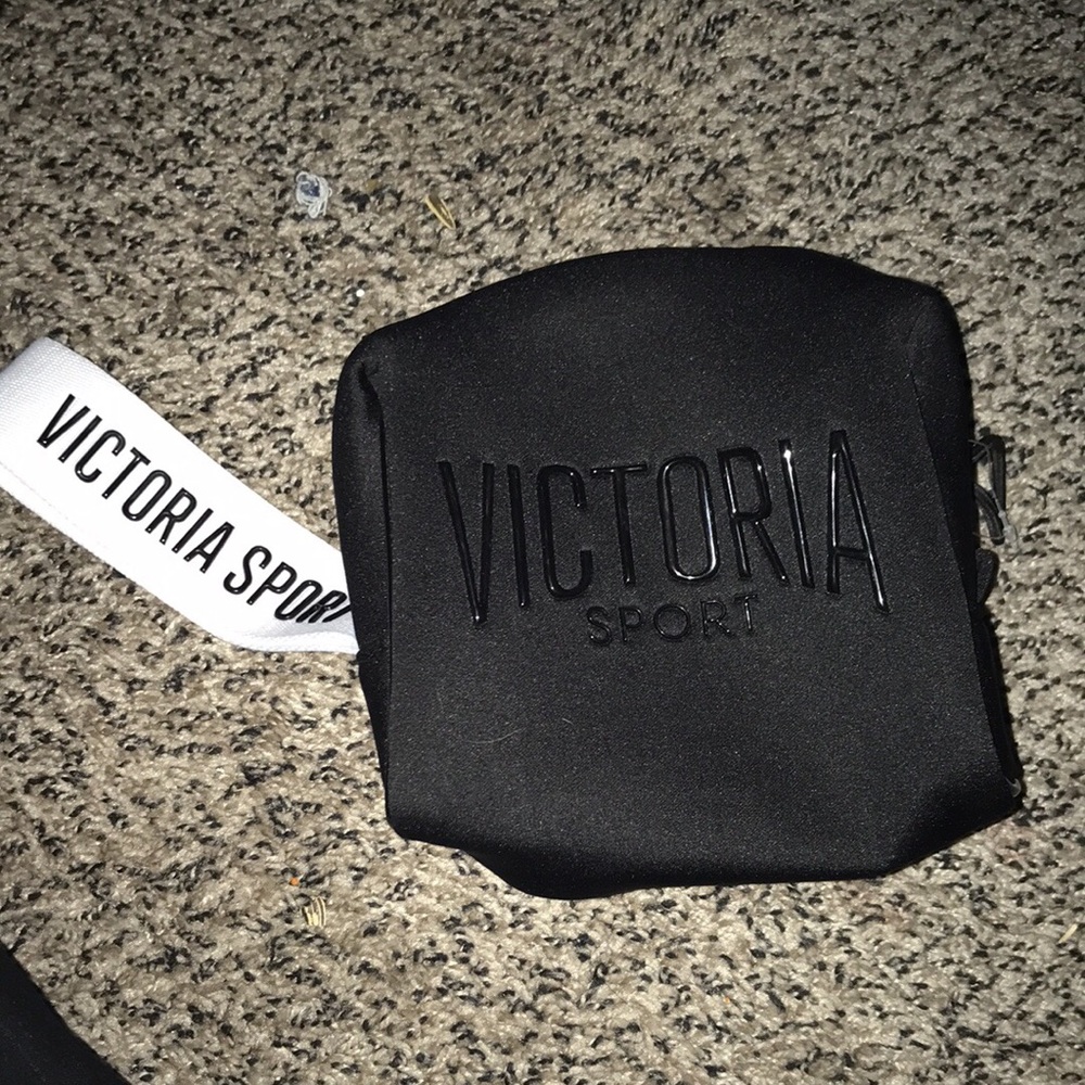 New without tags Victoria sport mini bag